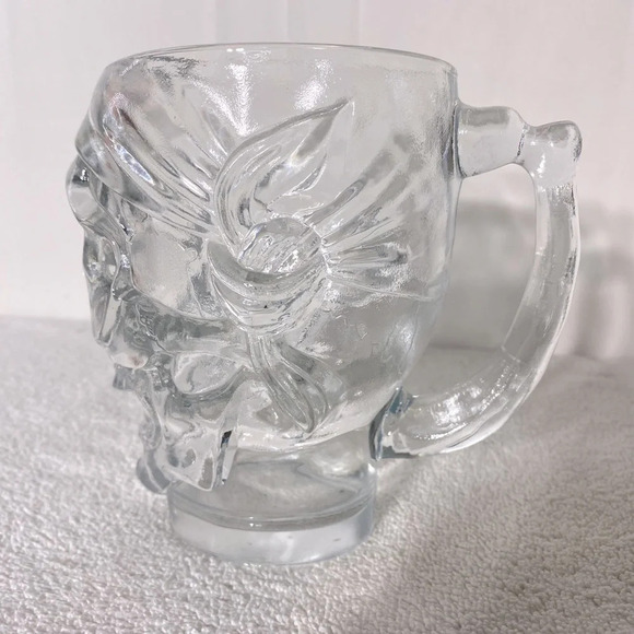 Vintage Luminarc USA Large Clear Glass Skull Mug - Picture 3 of 15